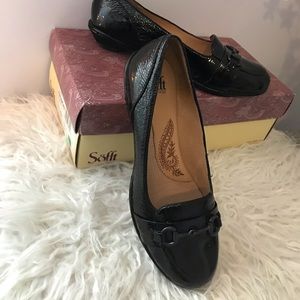 Size 9 Sofft Black flats